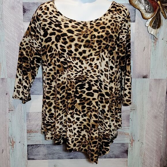 Leopard Print Sz 3X Stretchy Popover Sharkbite Hem Blouse Plus Size 624 - Picture 1 of 6